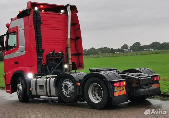 Pазбираем грузовик Volvo FH 2008-2013