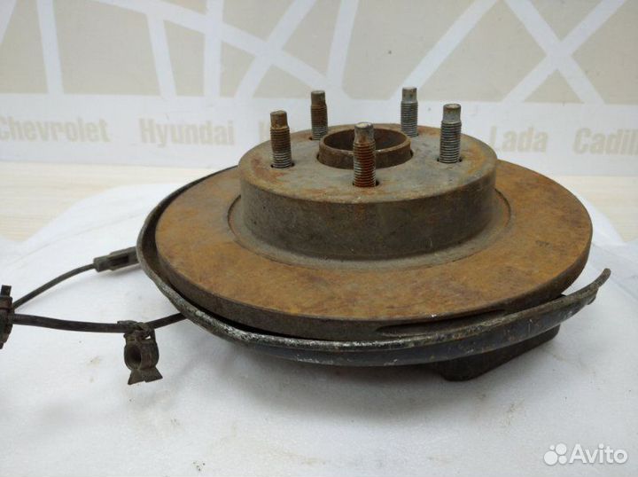 Кулак в сборе задний левый Chevrolet Cruze 1 J300