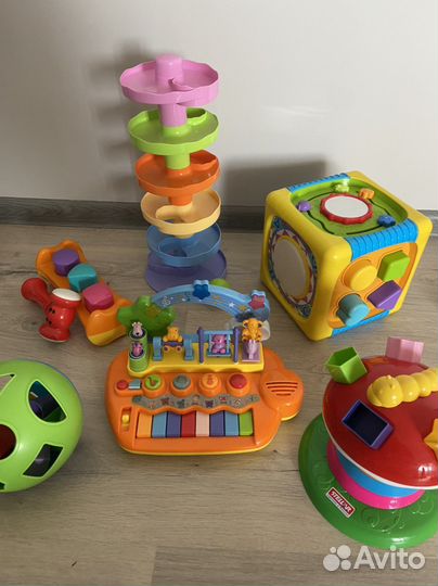 Развивающие игрушки для малышей