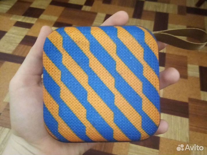Блютуз колонка