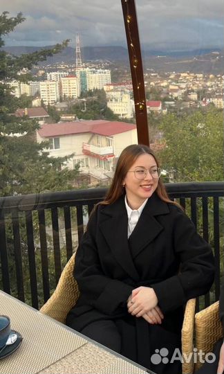 Администратор, бариста, зам.управляющего, бармен