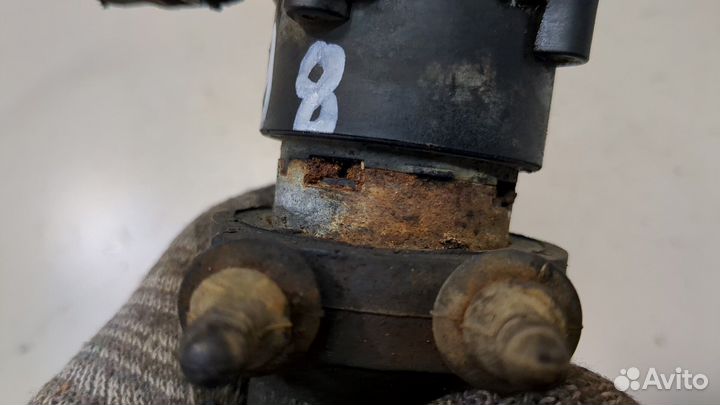 Насос водяной Volkswagen Transporter 4, 1996