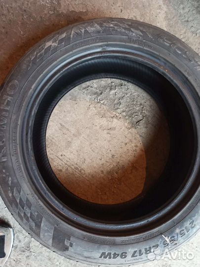 Kumho Ecsta PS31 215/55 R17