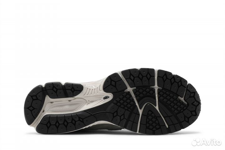 Кроссовки New Balance 2002R 'Marblehead' ML2002RC