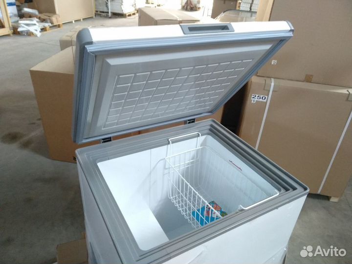 Ларь морозильный Bt. frostor F 215л S3