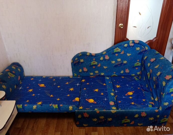 Продам детский диван