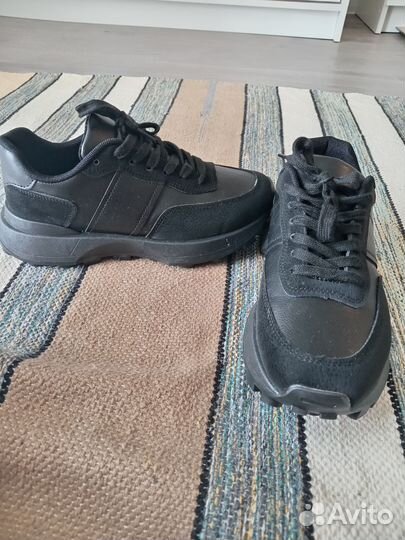 Кроссовки женские весна 40