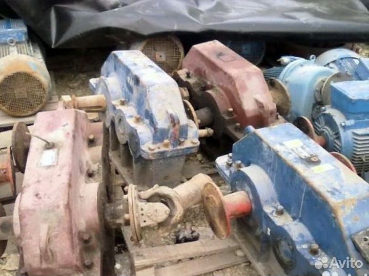 Редуктор цилиндрический трехступенчатый кц-300 Б/у