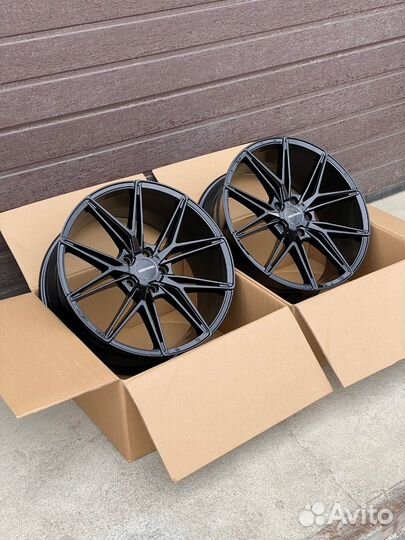 Литые Диски Veemann 306 R19 5*114.3 FB