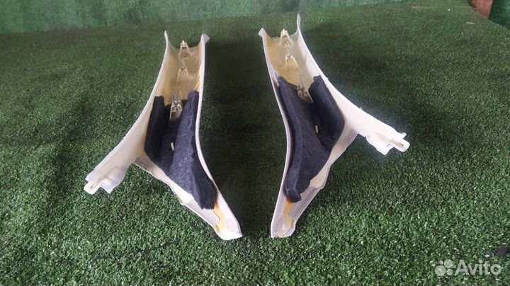 Обшивка стоек крыши передняя Audi A4 Allroad B8