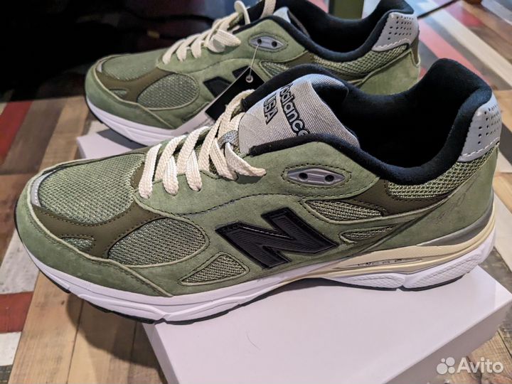 Кроссовки New Balance 990v3
