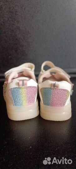 Кроссовки детские 24 размер светящиеся