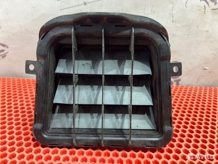 Воздухозаборник Audi S5 8T ctub 2014