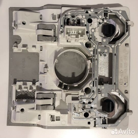 Плафон потолочный передний Фольксваген Тигуан