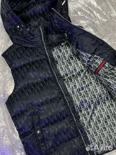 Жилетки Dior