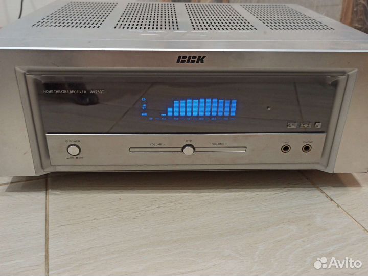 Av ресивер BBK