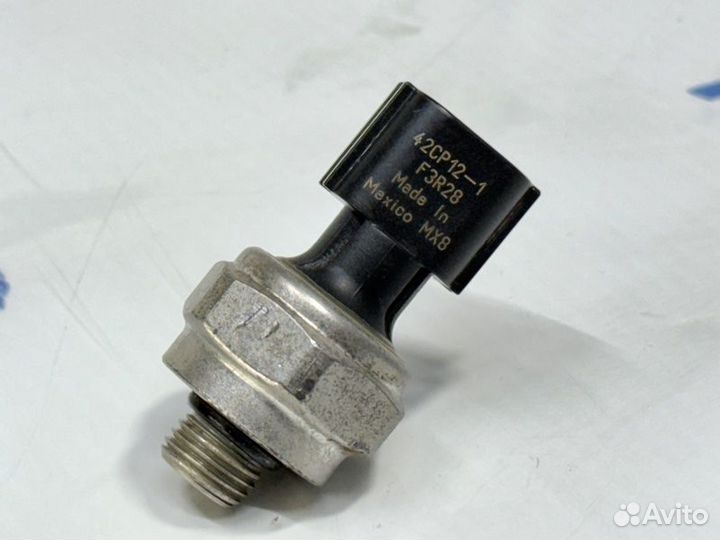 Датчик давления масла гур Nissan Primera P12