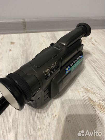 Видеокамера panasonic VX30