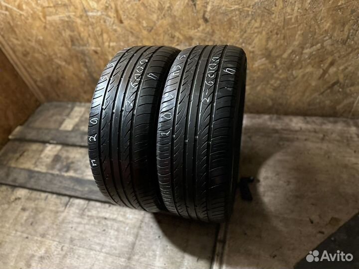 Firestone Firehawk TZ300 a 205/55 R16 91V