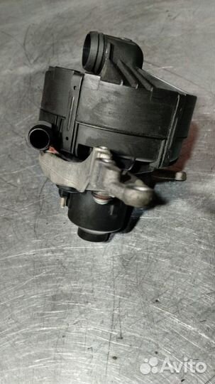 Насос продувки катализатора Mercedes Clk A209 M273