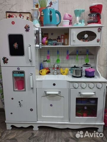 Детская деревянная кухня