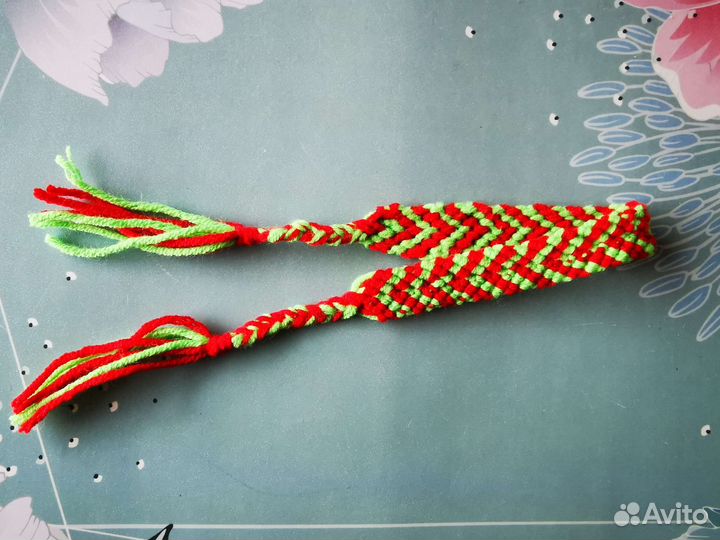 Браслеты фенечки