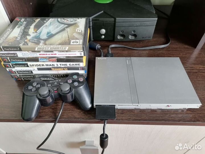 PlayStation 2 silver
