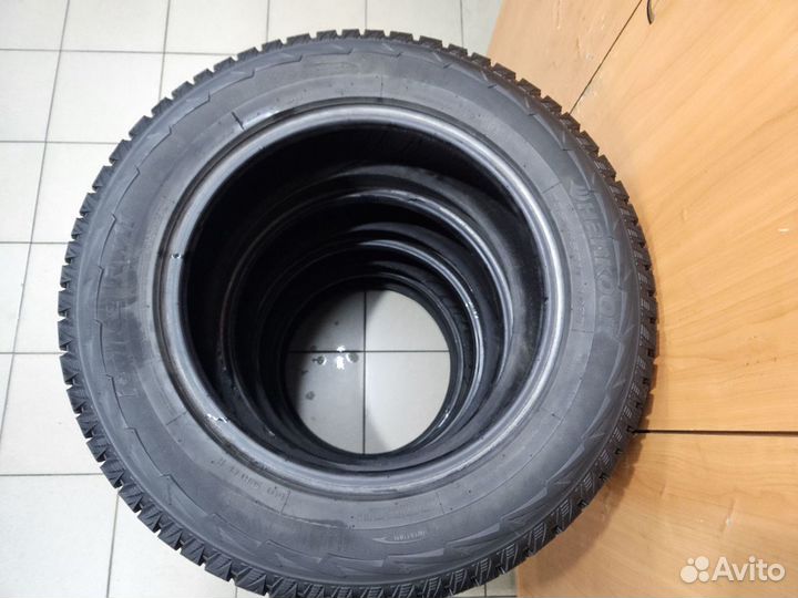 Hankook I'Pike RW11 225/65 R17