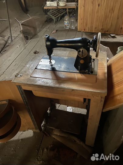 Швейная машина Подольск