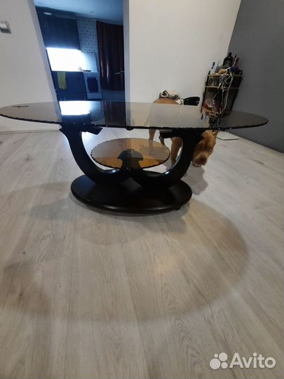 Журнальный столик