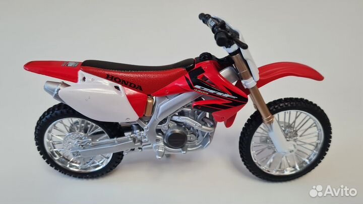 Модель мотоцикла Maisto Honda CRF450R