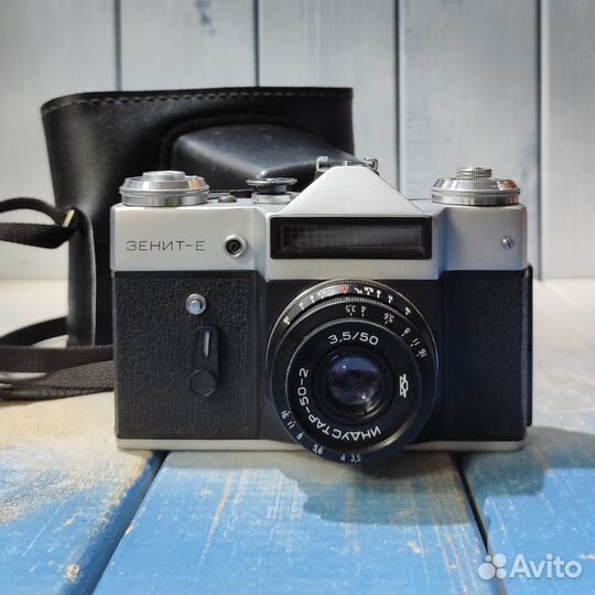 Фотоаппарат Зенит-Е + Индустар 50-2