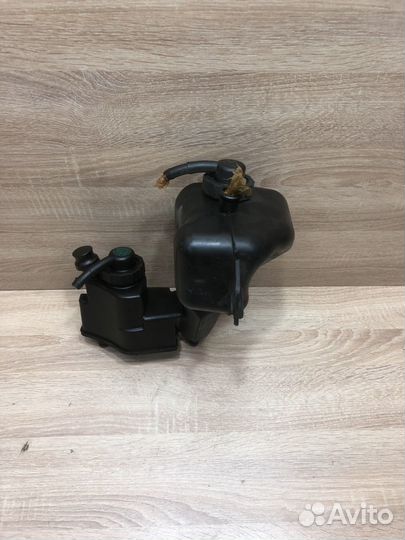 Бак гидроподвески Mercedes W220