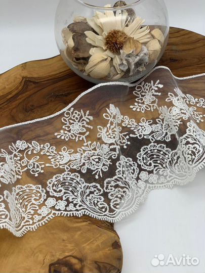 Кружево блюмарин белое