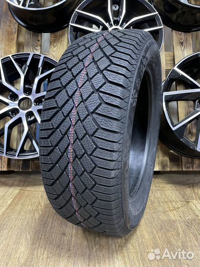 Continental ContiVikingContact 7 215/65 R17 103T