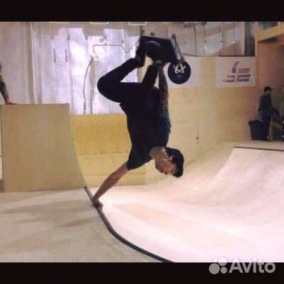 Тренер по скейтбордингу / инструктор по скейту