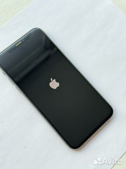iPhone Xs, 256 ГБ