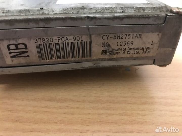 Блок управления двс Nissan Accord