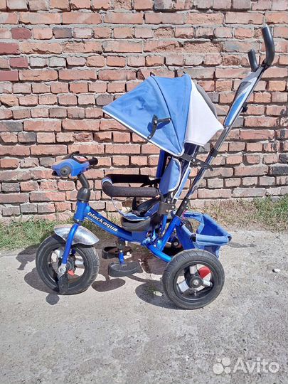 Детский трехколесный велосипед