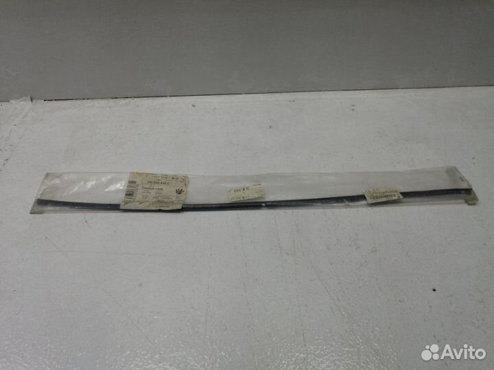 Молдинг лобового стекла правый Audi Q5 8R