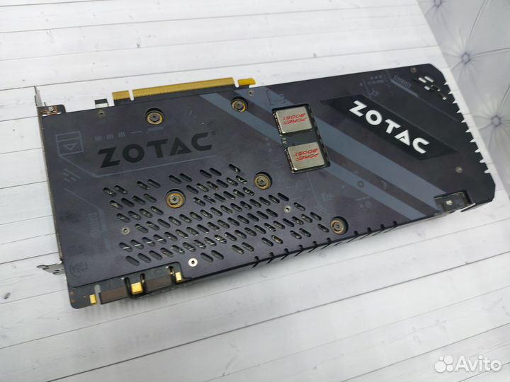 Игровая видеокатра zotac GTX 1080TI 11gb