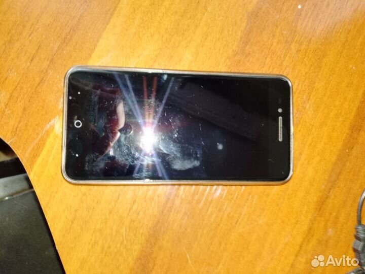 ZTE Blade A610, 8 ГБ