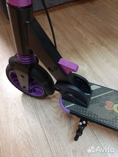 Самокат с резиновыми колесами для взрослого