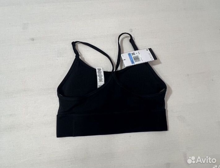 Топ nike спортивный