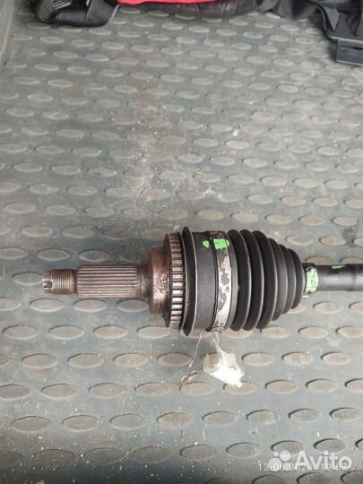 Вал привода в сборе