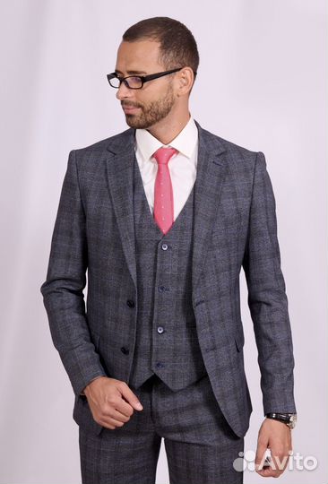 Мужской костюм тройка на свадьбу