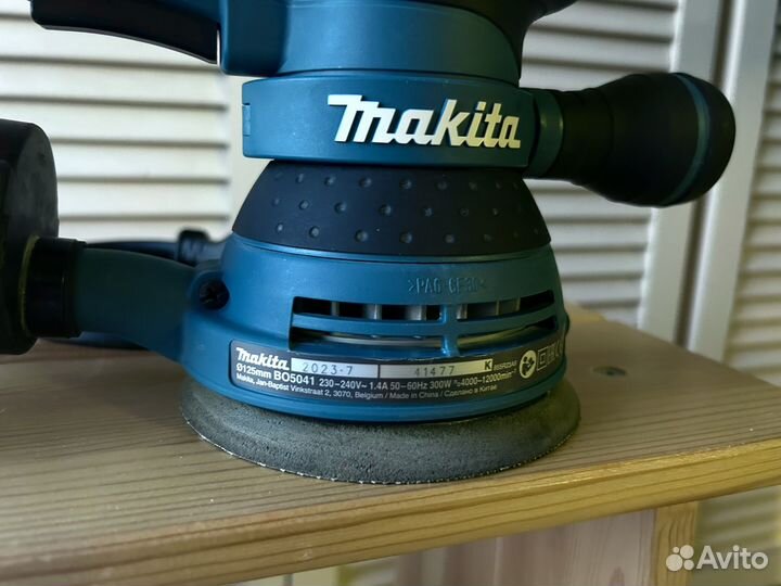 Эксцентриковая шлифмашина Makita BO5041K