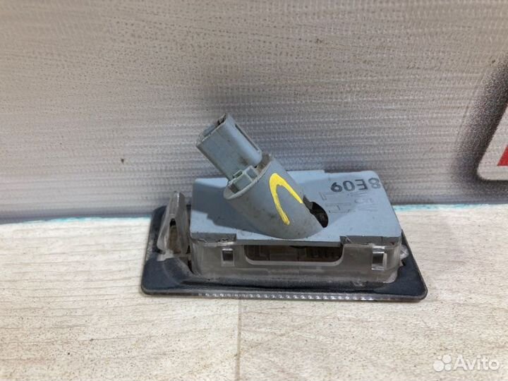 Подсветка номера задняя левая Hyundai Avante 2012