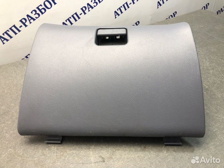 Бардачок Mitsubishi Lancer Cedia CS2 4G15 2001