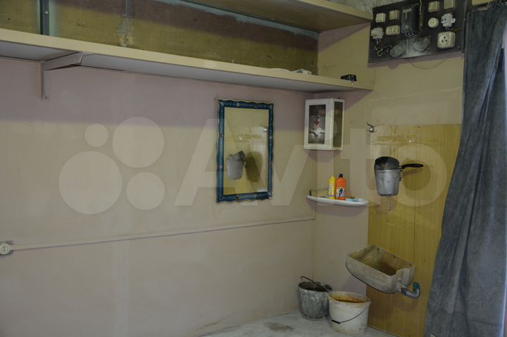 Гараж, > 30 м²